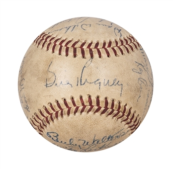 1957 New York Giants Team Signed ONL Giles Baseball with 19 Signatures Including Willie Mays - Final Season in New York (JSA)